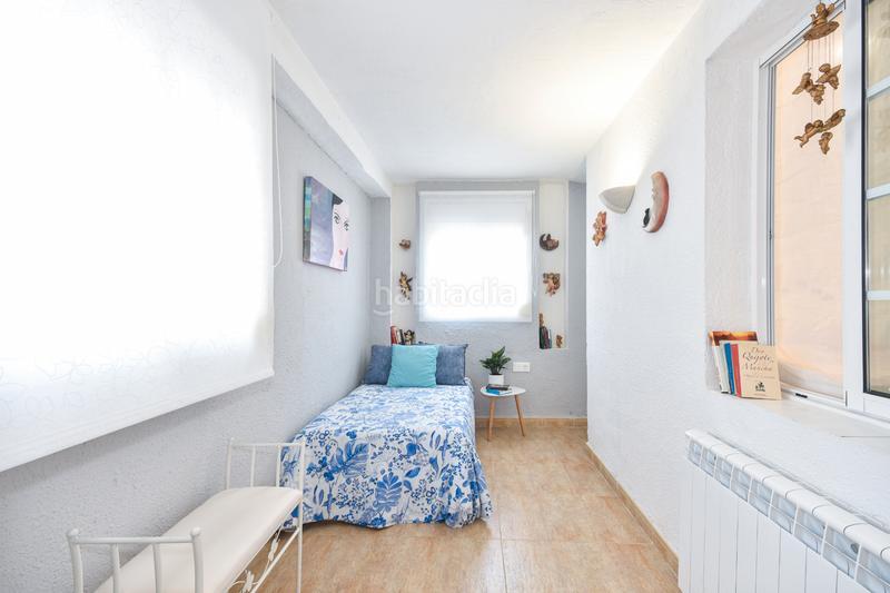 Foto 999c5796-1995-43c3-b53d-405c4a6a2bfd. Chalet avec chauffage parking piscine dans Canyelles