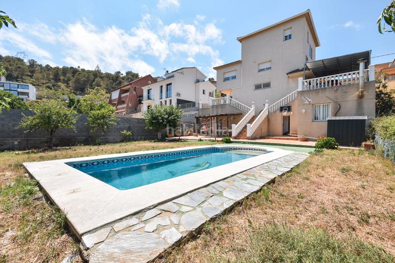 Foto 2e88ad1d-99ca-4223-9ebb-2a7e5777f2da. Chalet  a 4 vientos con piscina en Canyelles