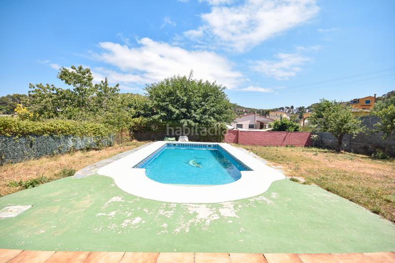 Foto 425f5c9a-b14f-4795-8276-336d8ff4a929. Chalet  a 4 vientos con piscina en Canyelles