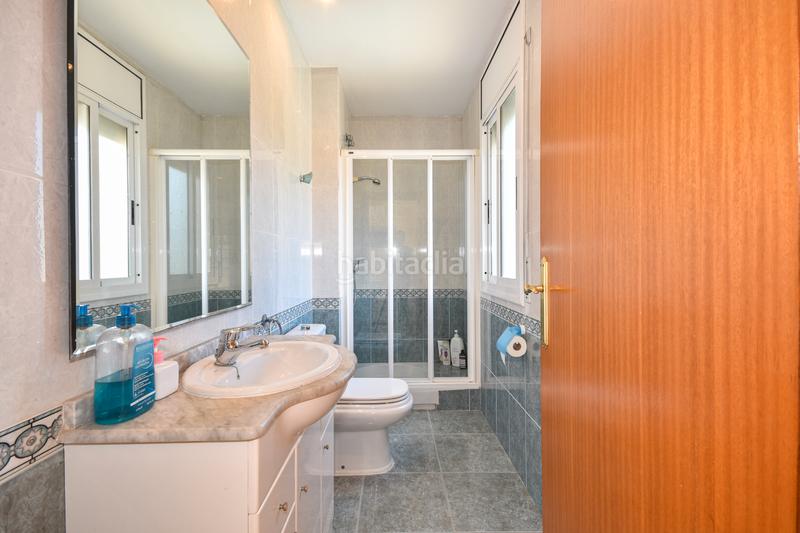 Foto 5f1e953c-a548-475f-a3c9-211e8ffc1917. Chalet  a 4 vientos con piscina en Canyelles
