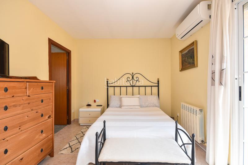 Foto 65f31070-e37a-48ec-837d-b422a1131132. Chalet  a 4 vientos con piscina en Canyelles
