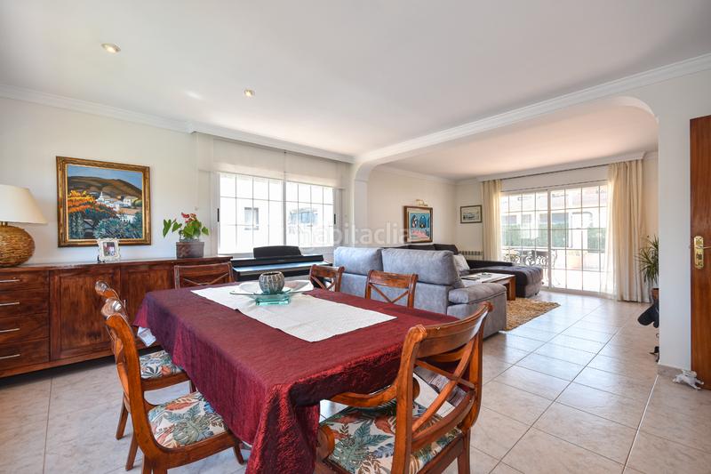 Foto 8187c3ca-4246-4752-ad74-98e42518e8c8. Chalet  a 4 vientos con piscina en Canyelles