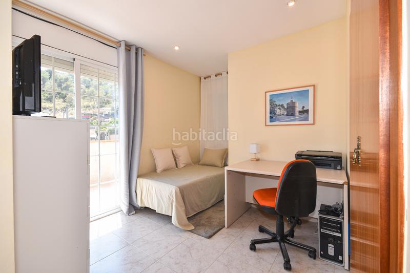 Foto 85737350-349a-45d8-8b35-fa037c79d967. Chalet  a 4 vientos con piscina en Canyelles