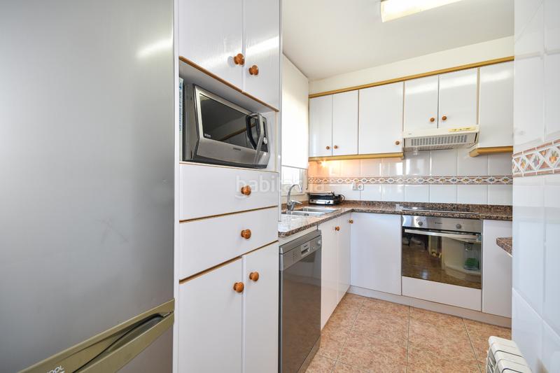 Foto c3ba6034-32d5-4459-85d8-b30bf3f8f3cf. Chalet  a 4 vientos con piscina en Canyelles