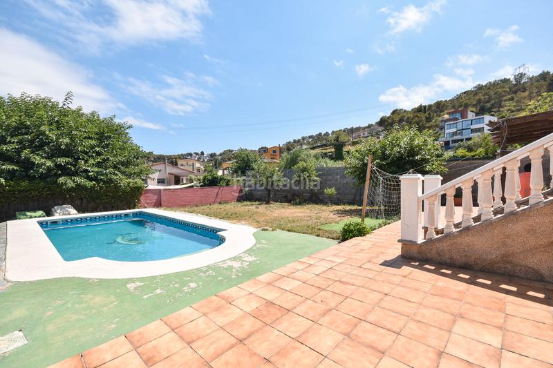 Foto c5eee7c4-cf9d-4d97-b91f-804666ebf881. Chalet  a 4 vientos con piscina en Canyelles