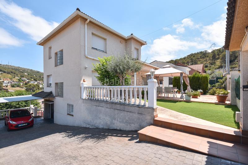 Foto de0cd0b8-86c1-403c-bc79-221a8fd36832. Chalet  a 4 vientos con piscina en Canyelles