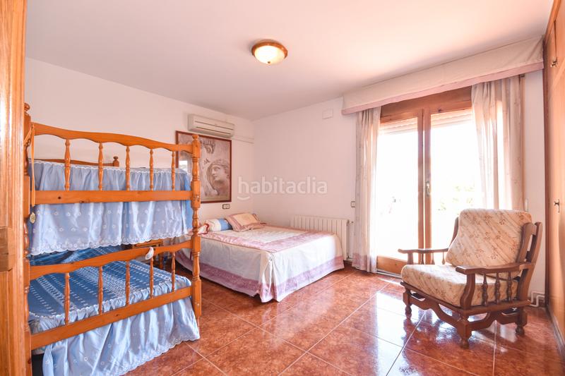 Foto 1f2ce445-38f3-4b6f-b290-475087ea7d8a. Chalet sitges edificia os presenta esta espectacular casa con piscina en Calafell