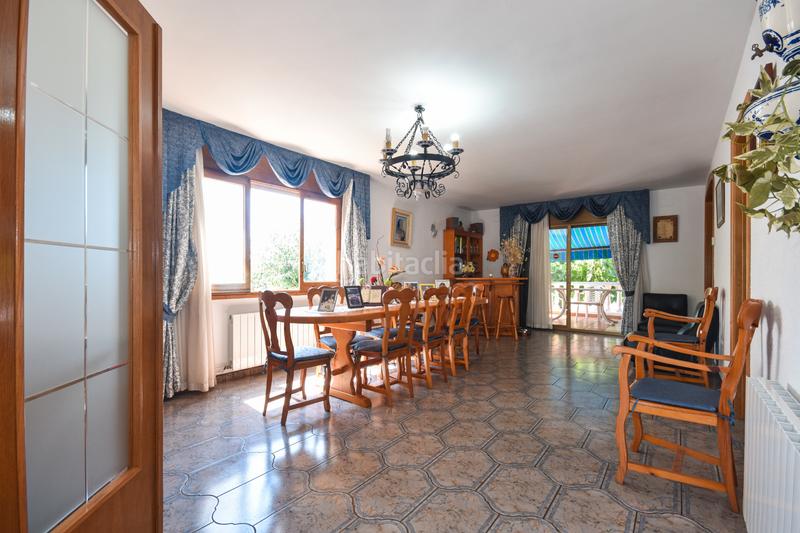 Foto 24706390-d9f3-4343-b5fe-228680aeffd3. Chalet sitges edificia os presenta esta espectacular casa con piscina en Calafell