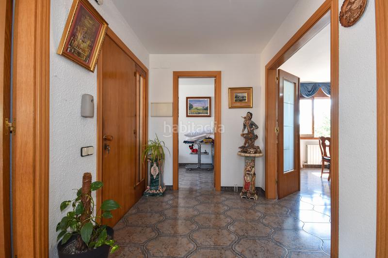 Foto 69a0a323-e80b-46a7-a616-edd3c85f6e7e. Chalet sitges edificia os presenta esta espectacular casa con piscina en Calafell