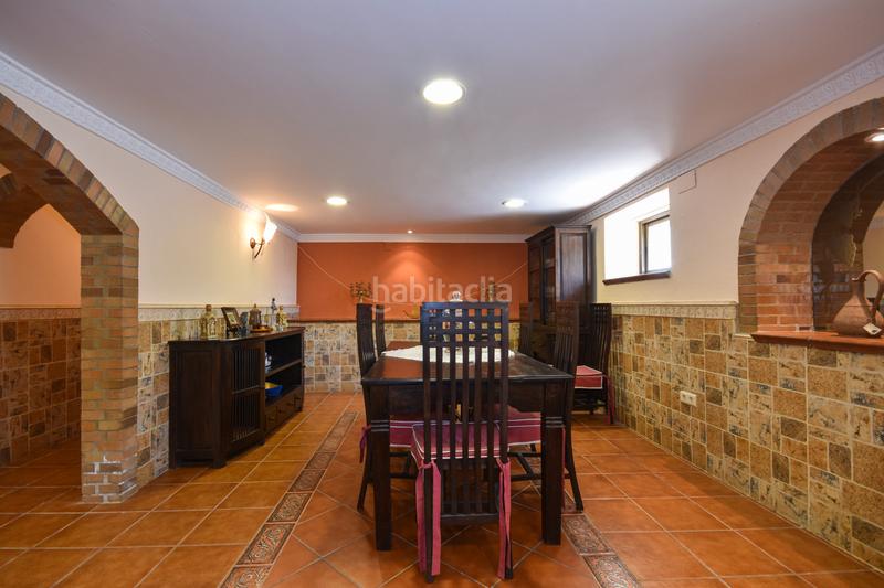 Foto c340ce35-e7e2-4800-9c14-b0a50292a14b. Chalet sitges edificia os presenta esta espectacular casa con piscina en Calafell