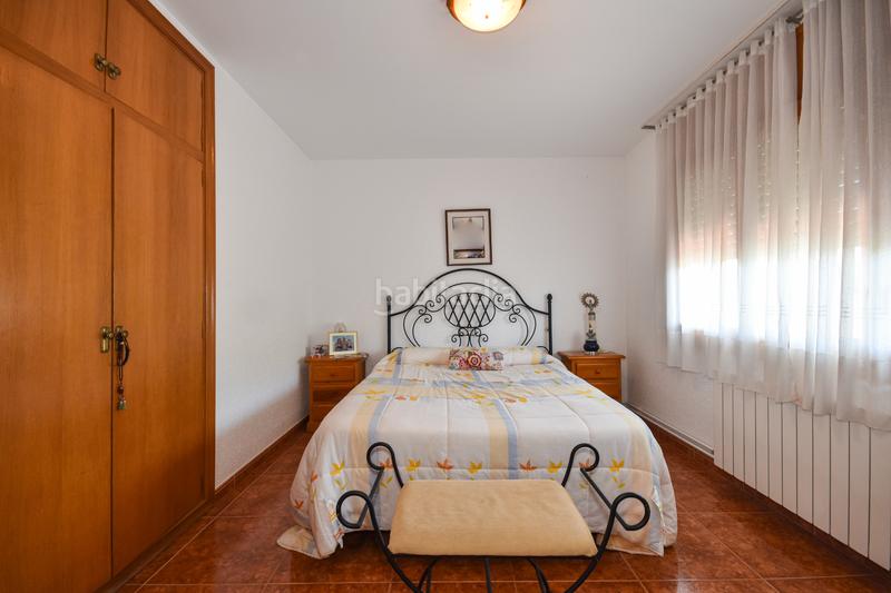 Foto ca197ce4-f71a-4754-9ecc-04248e4d50c9. Chalet sitges edificia os presenta esta espectacular casa con piscina en Calafell