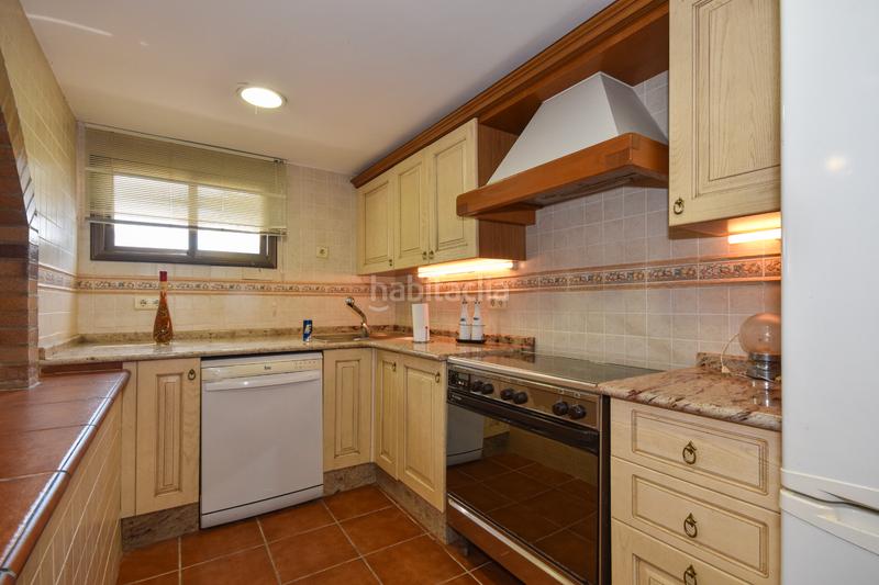 Foto f6dda42f-e669-4a8c-9880-bc71b0333e67. Chalet sitges edificia os presenta esta espectacular casa con piscina en Calafell