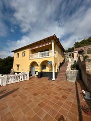 Maison  Carrer olivo. Casa con piscina a 4 vientos