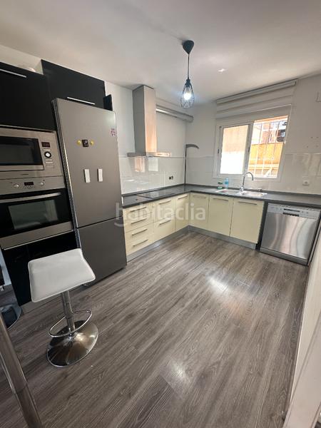 Foto 07633caf-def6-43bd-b351-001e9d86b6e8. Semi detached house with heating parking pool in les botigues de Sitges Sitges