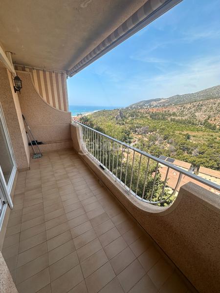 Foto 91b08f7d-bc85-4dc6-aefa-f2841b4bcd60. Semi detached house with heating parking pool in les botigues de Sitges Sitges