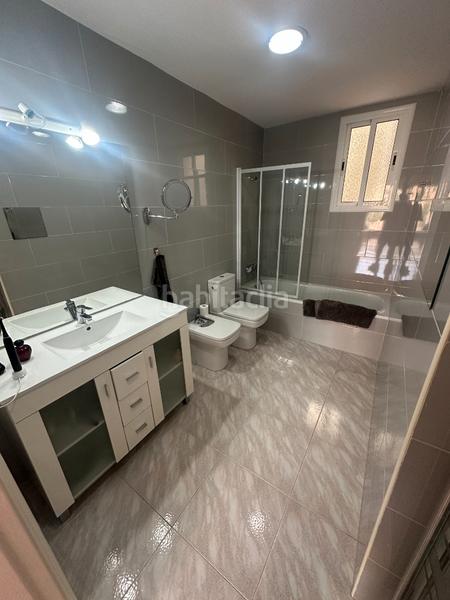 Foto ee1c6f23-0e6a-4771-8a14-9fd54d4bc108. Semi detached house with heating parking pool in les botigues de Sitges Sitges