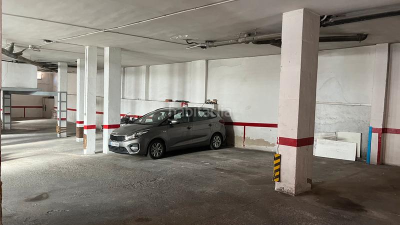 Foto 0394d087-57c7-4194-b3a6-5a9e46d6fe99. Posto auto in carrer de cullera 24 in Benimàmet Valencia