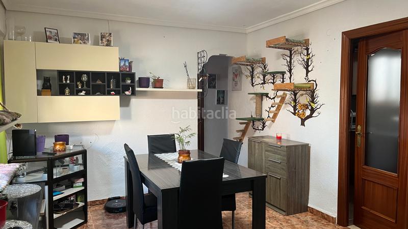 Foto 5160c903-0347-49af-a2a7-832fda90e4d6. Piso 120.000€ piso reformado con inquilino. en Benimàmet Valencia