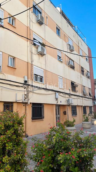 Foto 54a269c3-d6bc-4db6-aeb9-474ebe93ec72. Piso 120.000€ piso reformado con inquilino. en Benimàmet Valencia