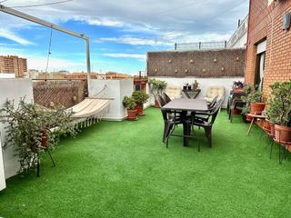 Ático  Carrer del campament 61. Atico tipo loft con 1 dormitorio y garaje incluido