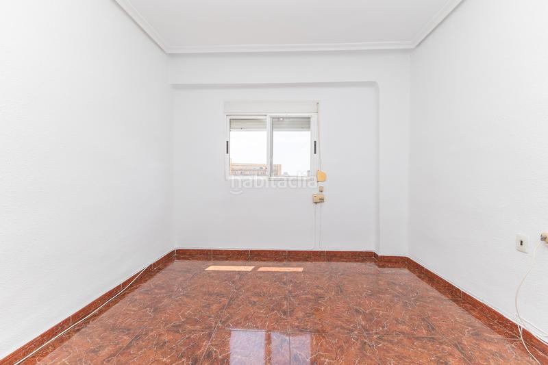 Foto 516ada83-cb94-46fb-b416-f8c8bea7ce61. Pis a Barrio de Campanar Valencia