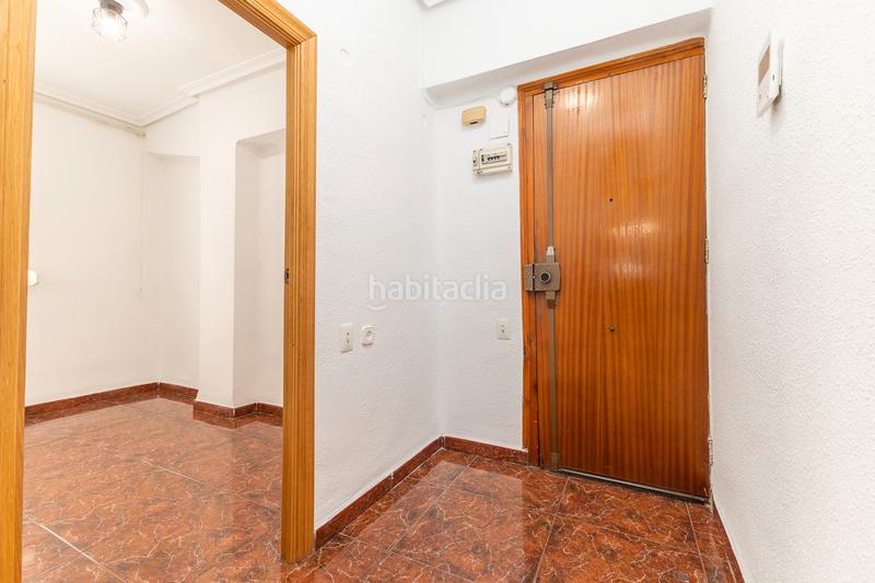 Foto cfb2e4fb-fdda-437c-a230-05863d2aa783. Pis a Barrio de Campanar Valencia