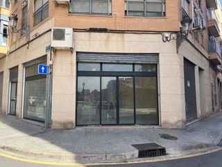 Local Comercial en Carrer de cris�stom mart�nez 23. 140.000� local comercial de 173m2 con sotano