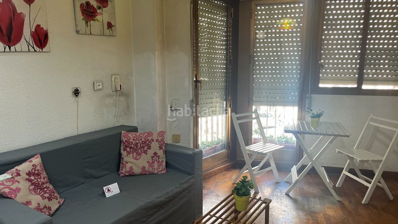 Foto bbd92c12-6145-4375-b37d-97c60b2c1b77. Estudi a Russafa Valencia