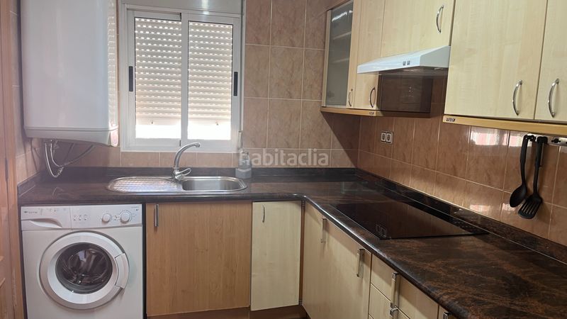 Foto bf84bbd4-266f-4024-b2bc-a29148039071. Pis a Benimàmet Valencia