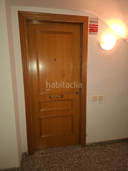 Foto 1f056339-c2fd-48d9-8ce6-9efcfabcc6a5. Lloguer oficina a Benimàmet Valencia