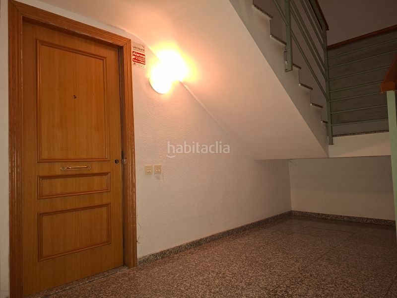 Foto eedb1033-0980-47d8-bb59-4ed15cd71a8e. Lloguer oficina a Benimàmet Valencia