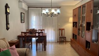 Piso en Benimàmet. 160.000€ piso de 3 dormitorios +terraza de 10m2