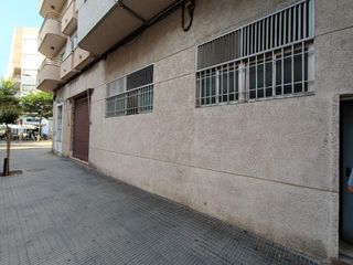 Geschäftsraum  Calle sant pere. Local comercial en zona juzgados a 100 metros del nuevo centro m