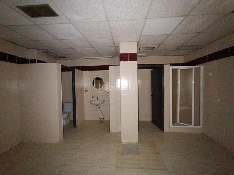 Foto a265448a-730e-45d1-85a4-e9d428447a94. Local comercial a Germaníes - Juzgados Gandia