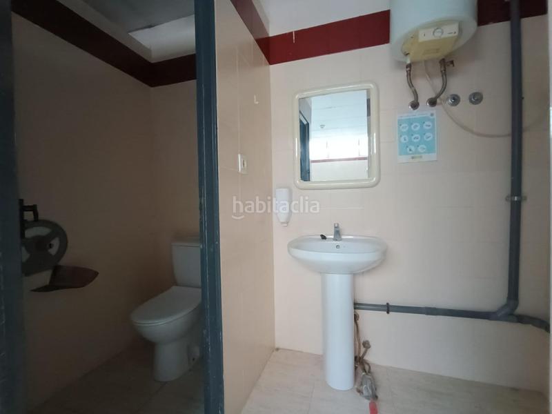 Foto c8aa3dd4-f647-4a96-9b13-d49c947328ec. Local comercial a Germaníes - Juzgados Gandia