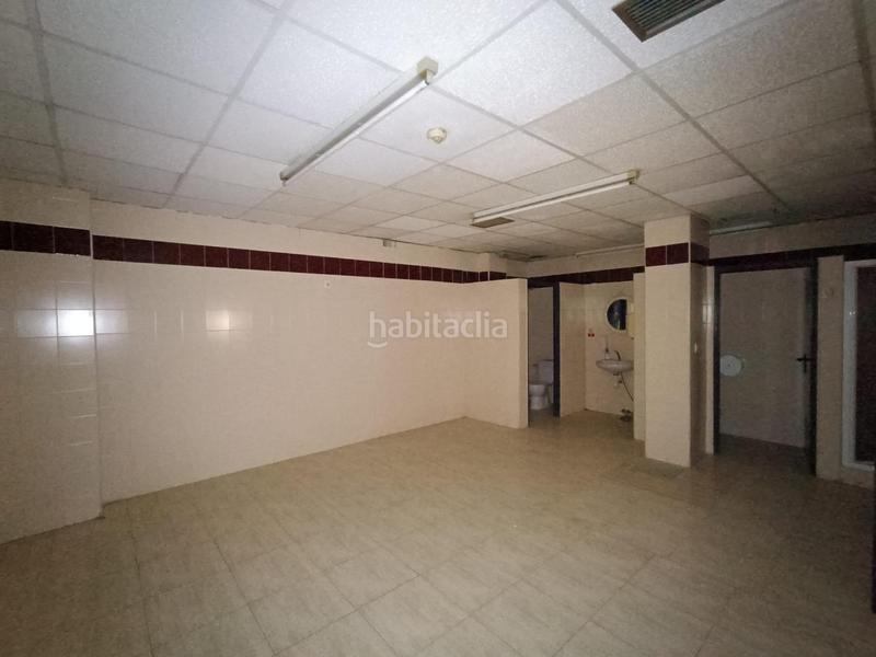 Foto f443c516-40ec-4a26-8f14-1a228d624ebb. Local comercial a Germaníes - Juzgados Gandia