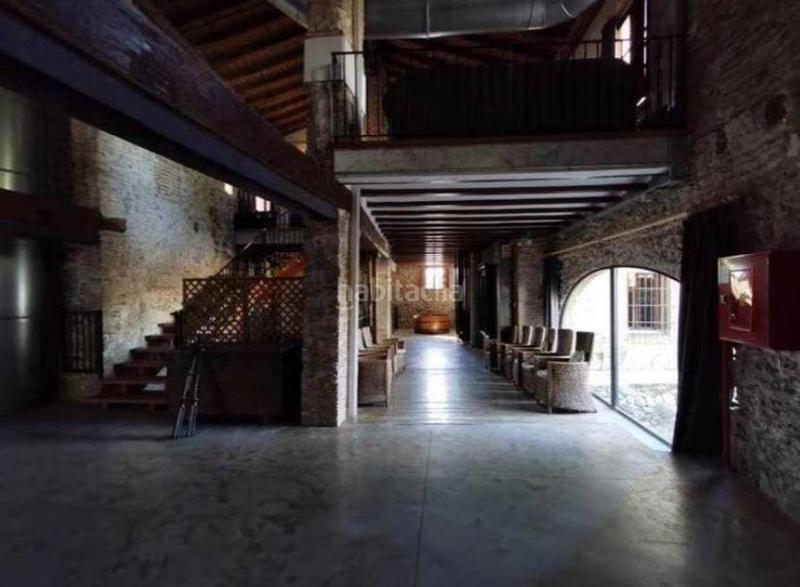 Foto 67c9c12d-ee71-44ec-a057-ce29c4eda60c. Locale commerciale in Potríes