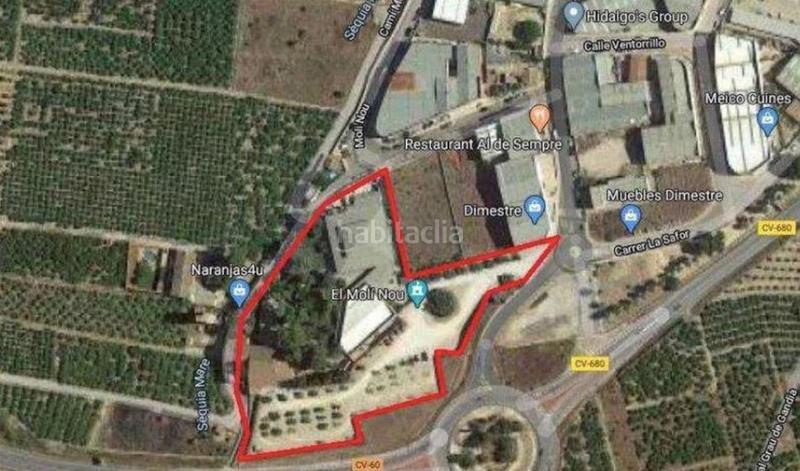 Foto 72f3dc7d-6514-4229-8b9a-c31ffb9b0b87. Locale commerciale in Potríes