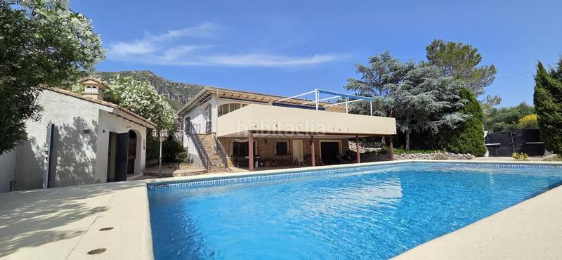 Foto 0369286c-4139-479e-808c-548197dc4063. Chalet con riscaldamento parcheggio piscina in Barx