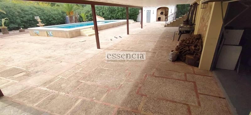 Foto 04af8c43-71cb-4117-9bba-38ba33cc9c41. Chalet con riscaldamento parcheggio piscina in Barx