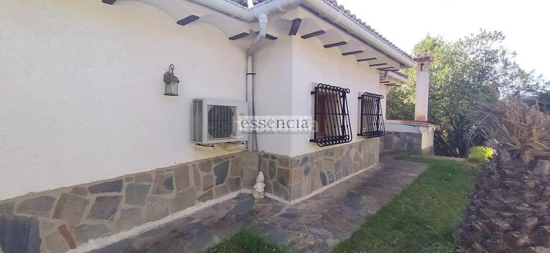 Foto a1cda25b-5eb8-481f-b76b-8d8ba4c4f8ab. Chalet con riscaldamento parcheggio piscina in Barx