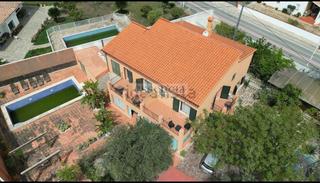 Chalet en Urbanizaciones. Chalet exclusivo con encanto anteriormente hotel rural boutique