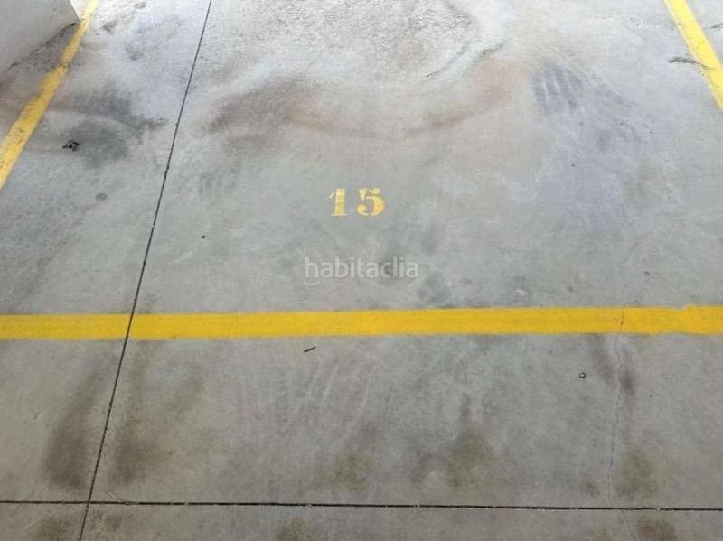 Foto 2ab38184-72f2-45fd-9d84-0dfaf74fc913. Posto auto in Piles