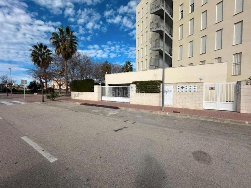 Foto 38d809de-32b0-482f-9e9e-cfb43fd16d27. Posto auto in Piles