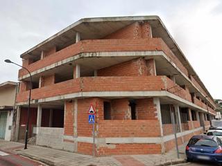 Pis a Rafelcofer. Edificio en construcción en rafelcofer