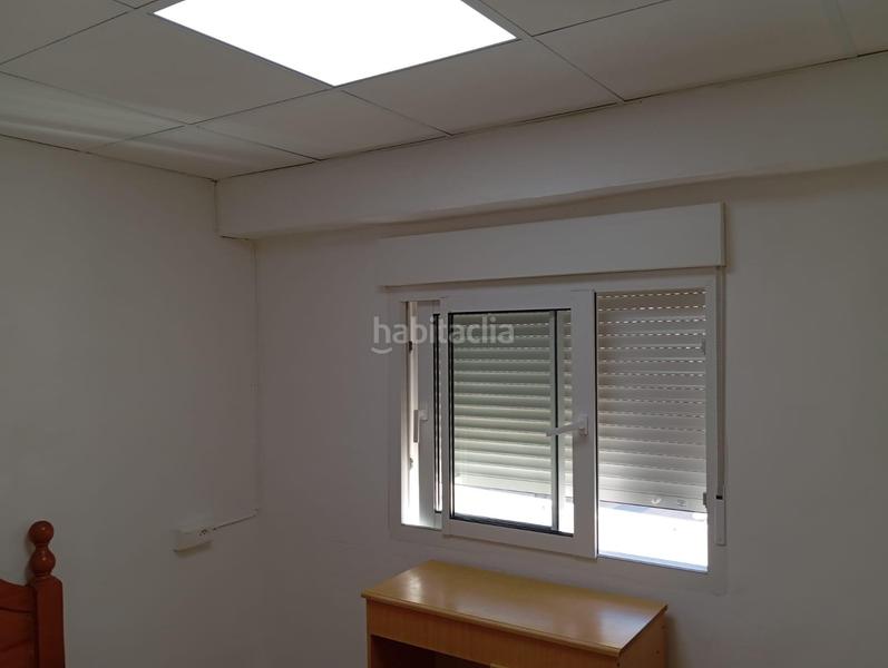 Foto 7055ff80-f770-46b9-b49c-1afedd73a5a8. Local commercial dans Oliva playa Oliva