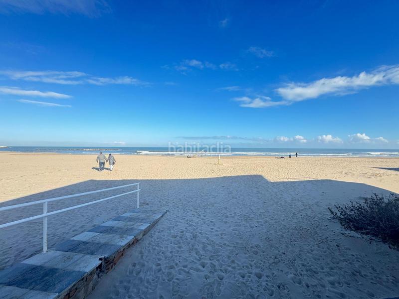 Foto f80fb455-f62b-474f-af75-91f1b456bfd5. Local commercial dans Oliva playa Oliva