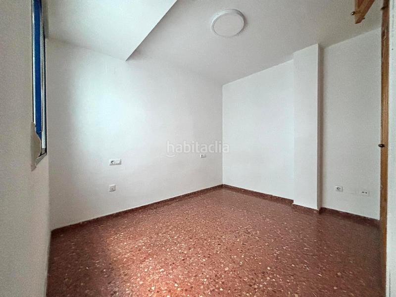 Foto 50b5f2b0-6d85-4eae-8624-44c440d23e99. Pis amb aparcament a Corea Gandia