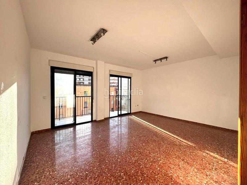 Foto 7fd95242-41b8-4d4d-82ec-2407d36bcb35. Pis amb aparcament a Corea Gandia