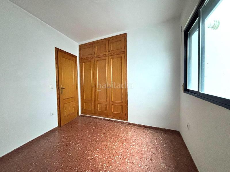 Foto f01c4215-10cd-4458-87b0-82cc1c8595c1. Pis amb aparcament a Corea Gandia